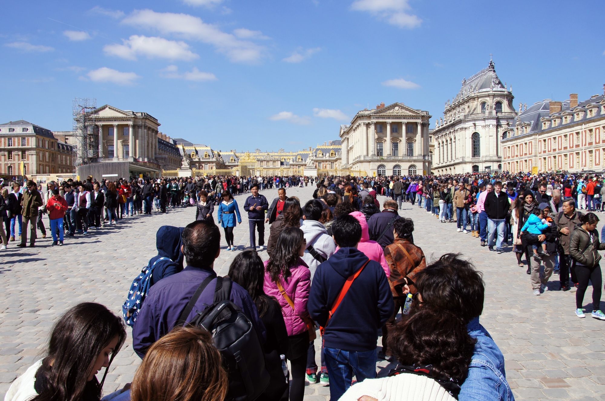Line to Versailles